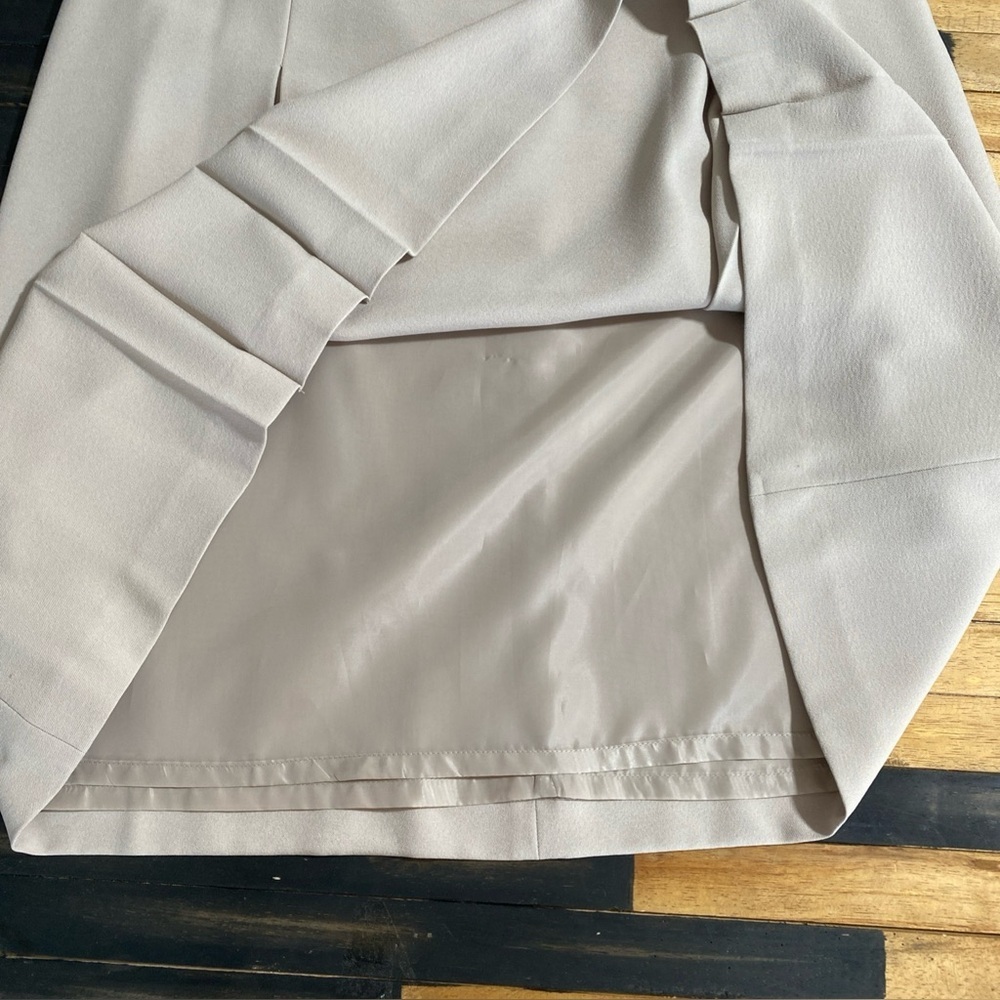 JM Studio by John Meyer Skirt Petite 14 NWT Beige Pleated A-Line Midi M-25 - Picture 3 of 14